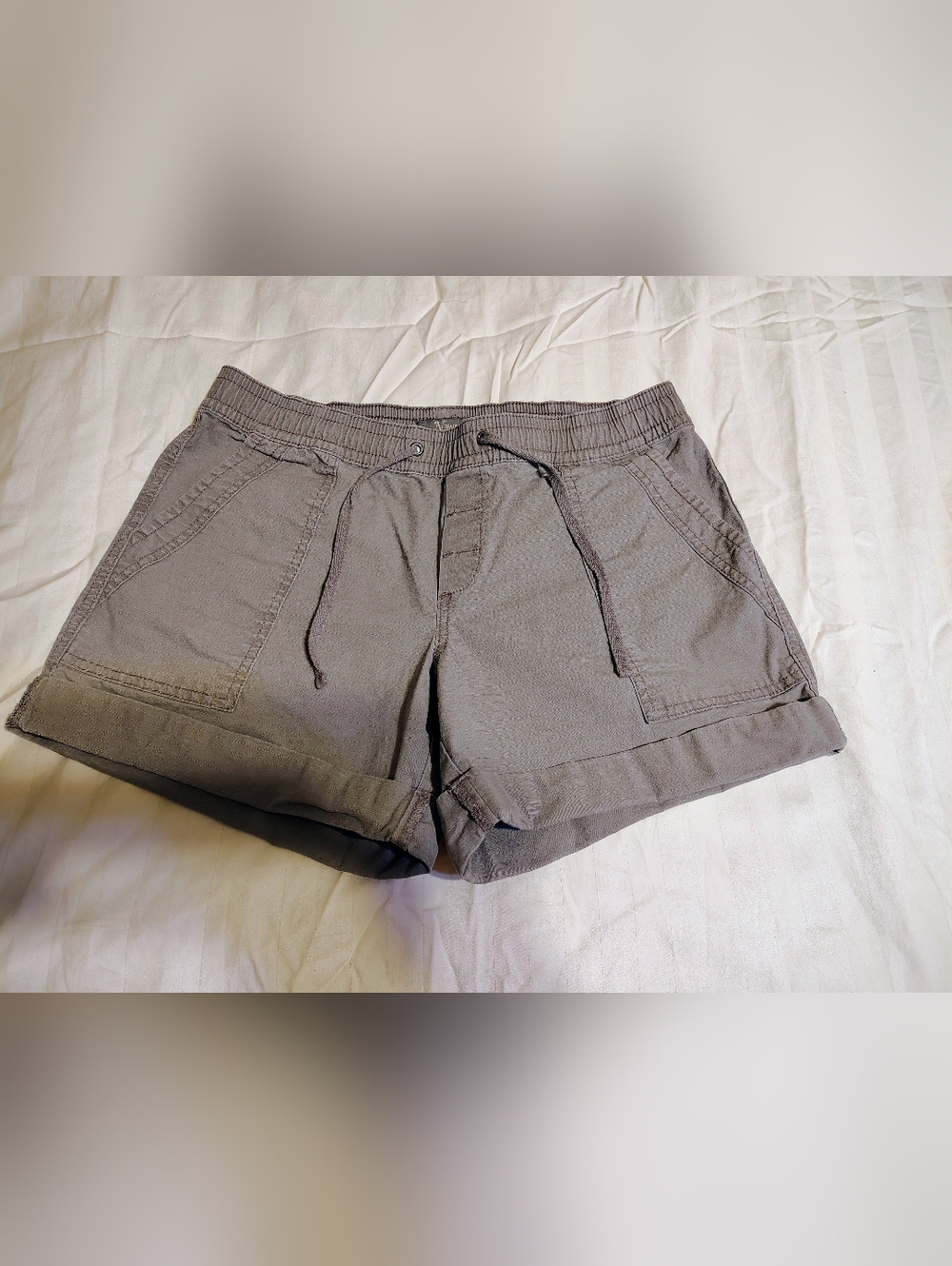 Natural Reflections Drawstring Cargo Shorts - Taupe